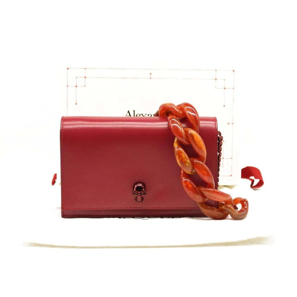 ALEXANDER MCQUEEN Skull Mini Leather Shoulder Bag In Red - Picture 2 of 15